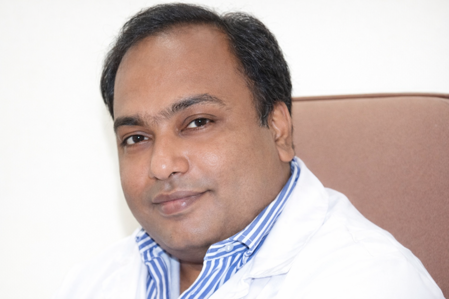 best urologist in bhopal - dr amit kumar jha at bansal hospital
